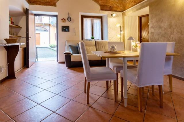 Apartament Il Monastero Castelletto sopra Ticino Zewnętrze zdjęcie