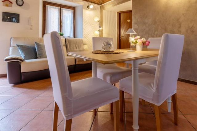 Apartament Il Monastero Castelletto sopra Ticino Zewnętrze zdjęcie